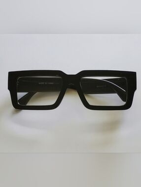 Black Rectangular Glasses - Fashion Eyewear